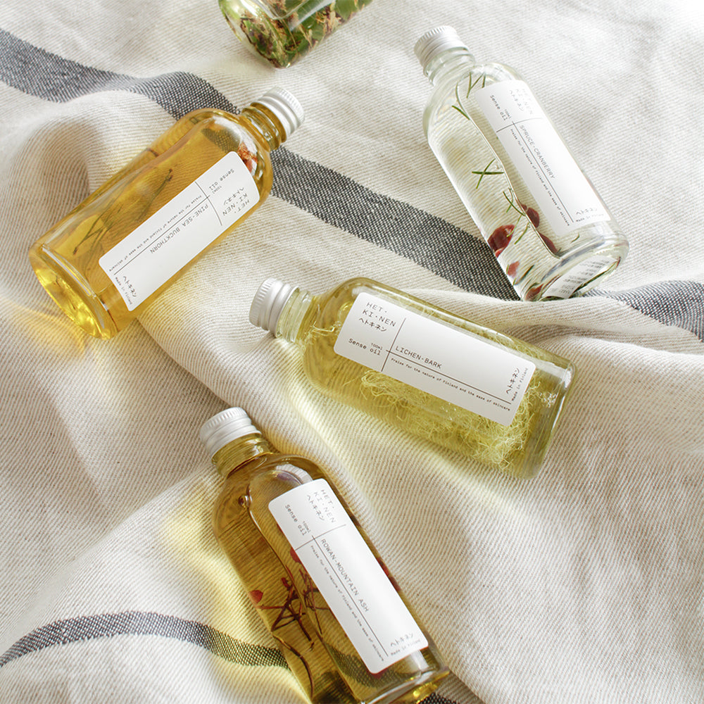 spruce-cranberry sense oil